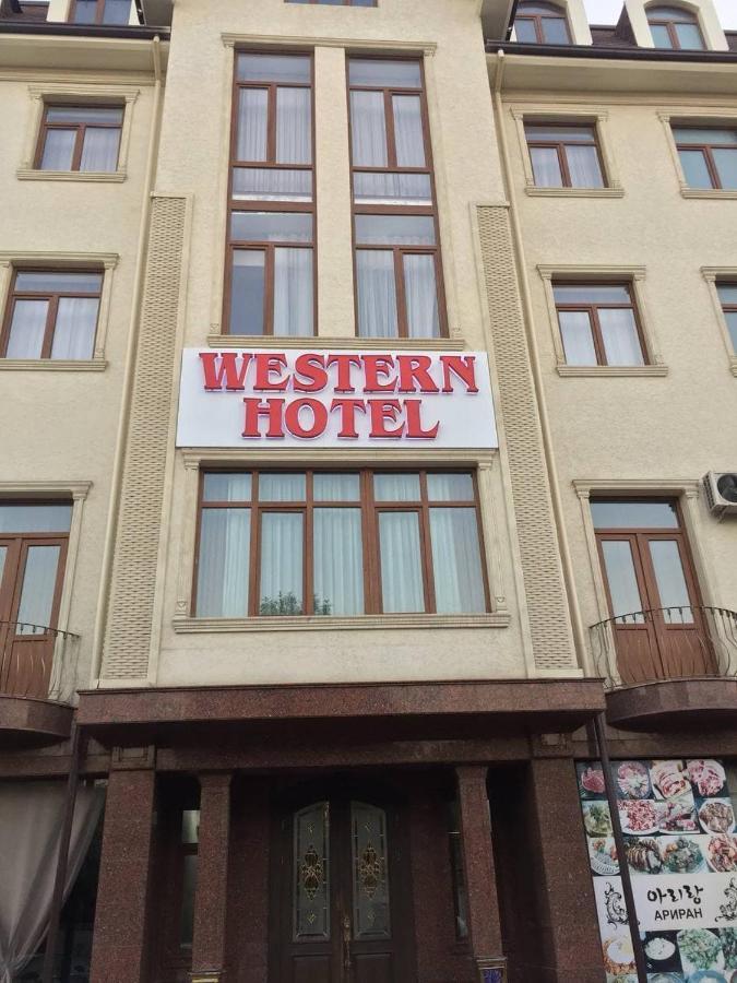 Western Suites Hotel Tashkent Exterior foto