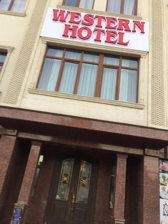 Western Suites Hotel Tashkent Exterior foto