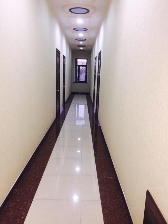 Western Suites Hotel Tashkent Exterior foto
